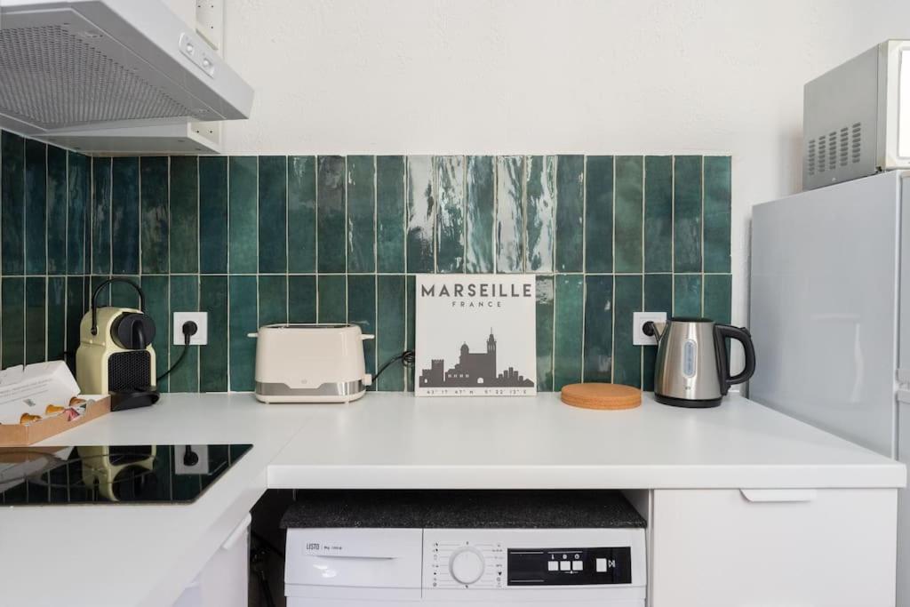 Le Mistral - 2 Min Du Vieux Port Sur Rue Pietonne - Les Freres De La Loc' Apartment Marsilia Exterior foto